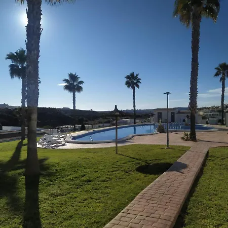 Moderno Loft En Urb La Marina